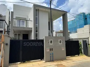 Gated Community Brand New House for Sale in Piliyandala