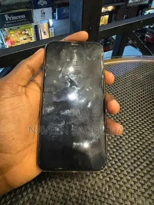 Apple iPhone 11 Pro (Used)