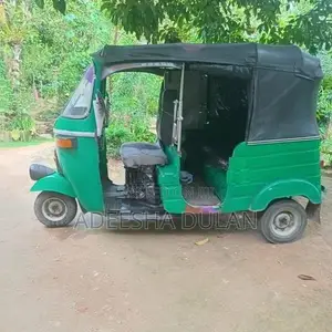 Bajaj RE 2004