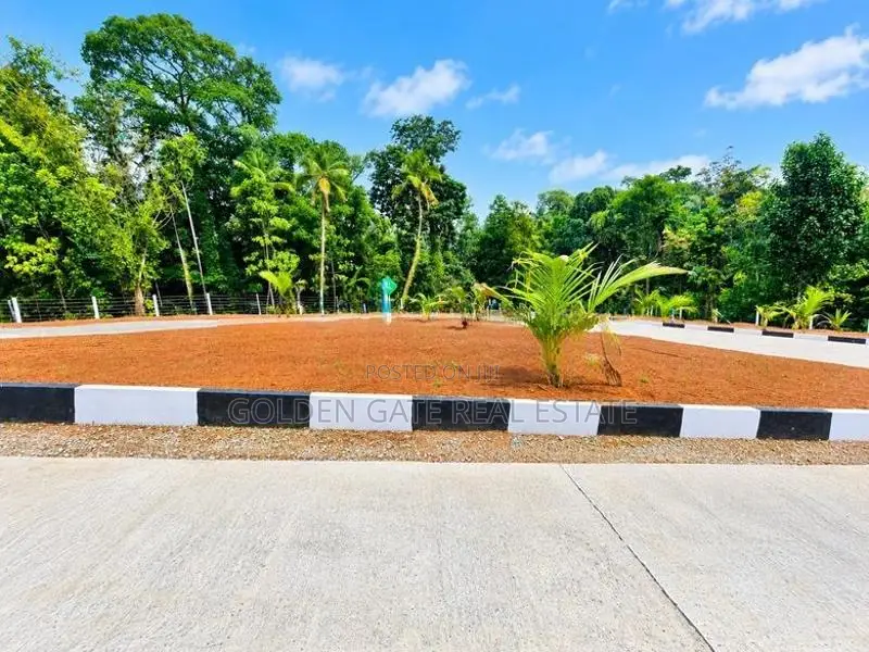Kalagedihena Land for Sale