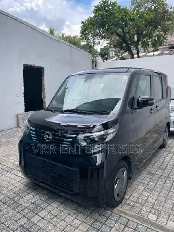 Nissan Roox 2024