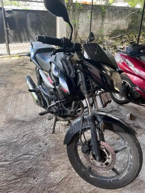 Bajaj Pulsar 135 2011