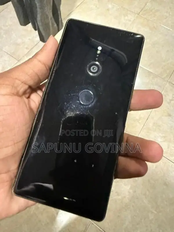 Sony Xperia XZ2 (Used)