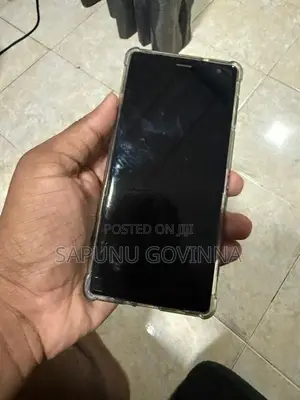 Sony Xperia XZ2 (Used)