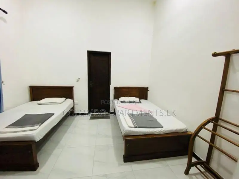 Dehiwala Fully Furnished 2-Bedroom Apartment For Rent – CSMG0F
