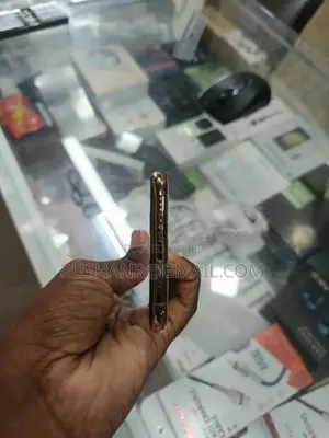 Apple iPhone XS (Used)