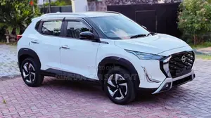 Nissan Magnite Acenta EZ Shift 2026