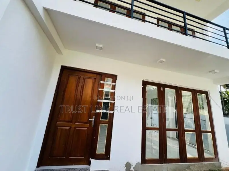 Brand New 2 Storey House with Roof Top for Sale in Kadawatha