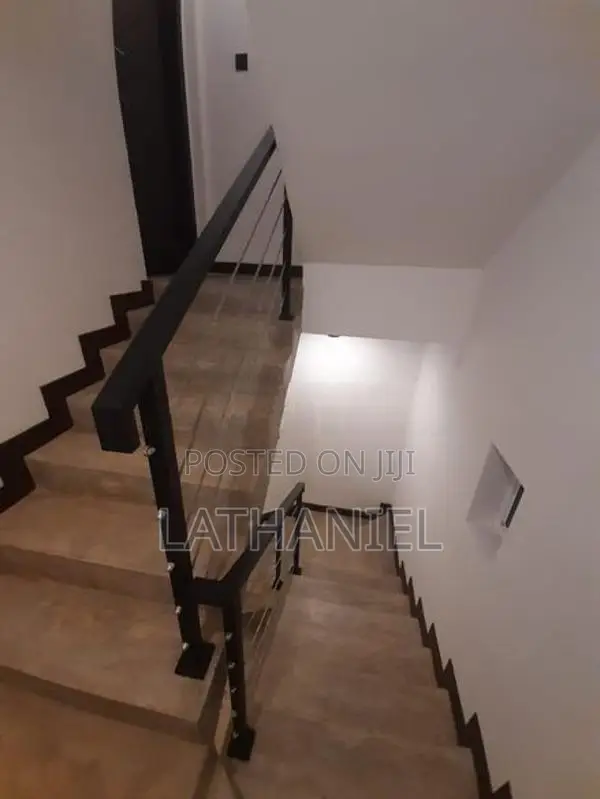 3 Bedroom Bathroom House For Rent In Horahena, Hokandara Malabe