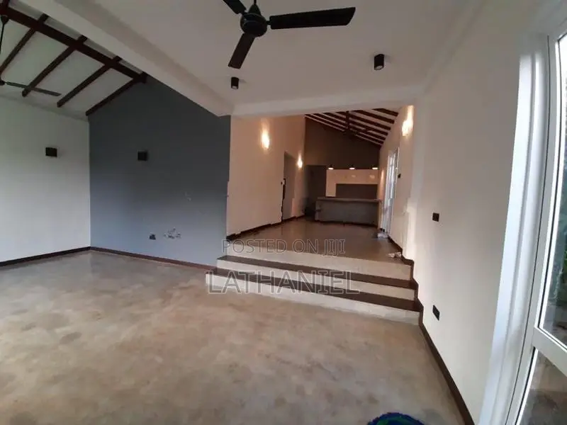 3 Bedroom Bathroom House For Rent In Horahena, Hokandara Malabe