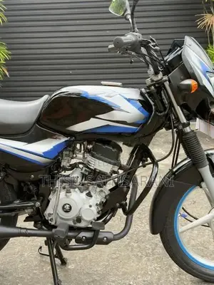Bajaj CT100 2025