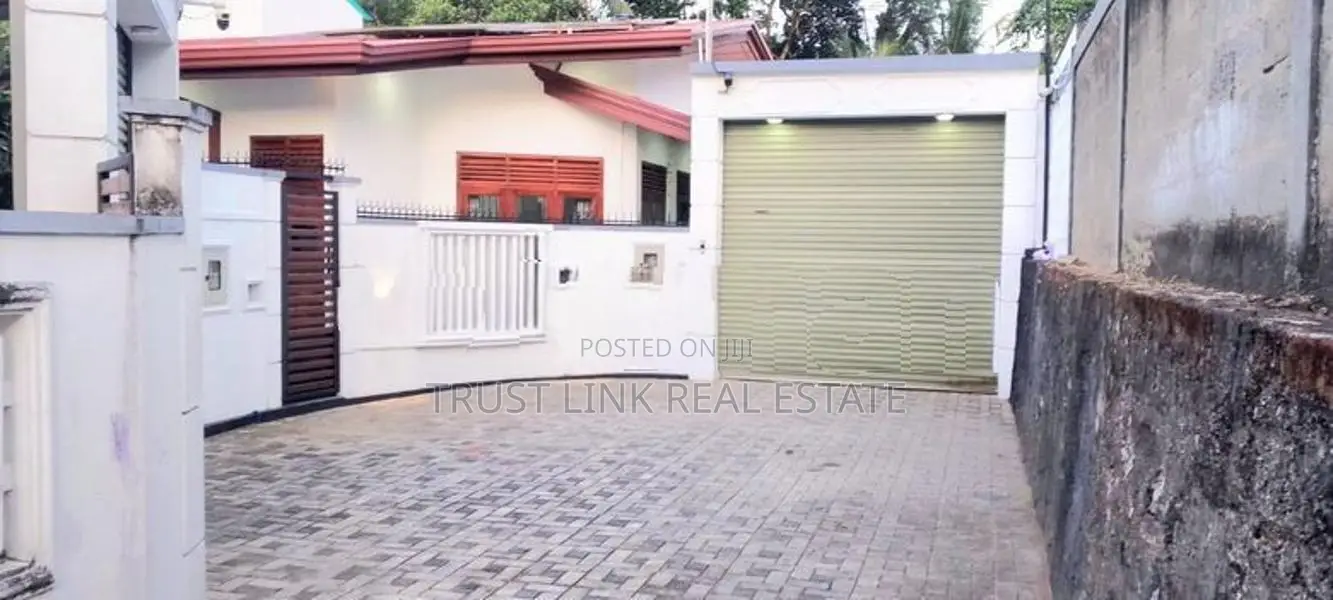 House For Sale In Ragama