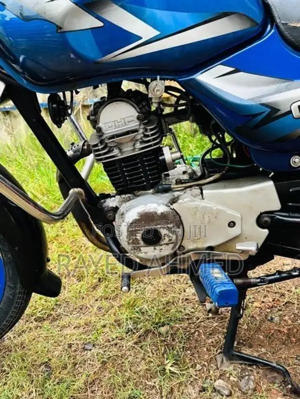 Bajaj CT100 2005