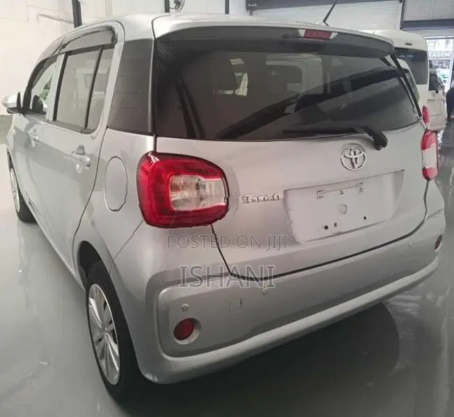 Toyota Passo 2023