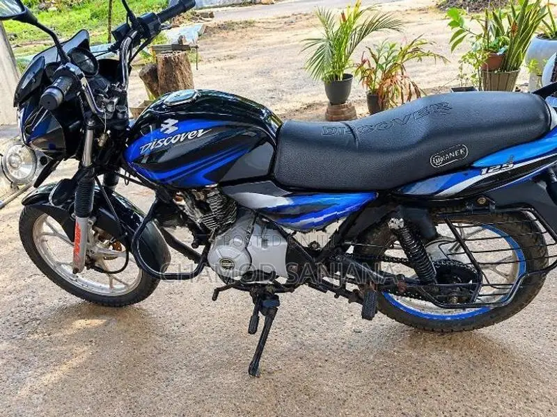 Bajaj Discover 125 2016