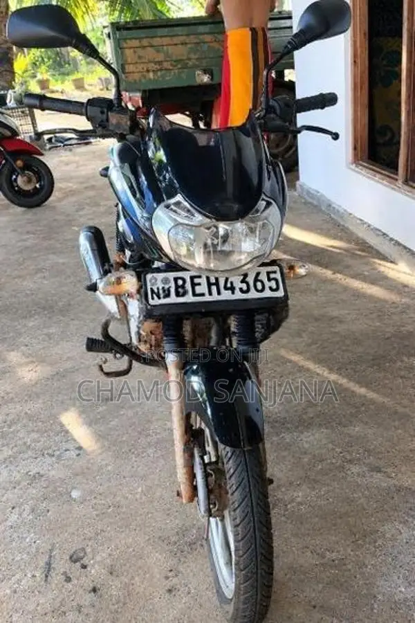 Bajaj Discover 125 2016