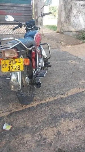 Bajaj Boxer 2006