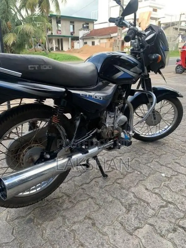 Bajaj CT100 2018