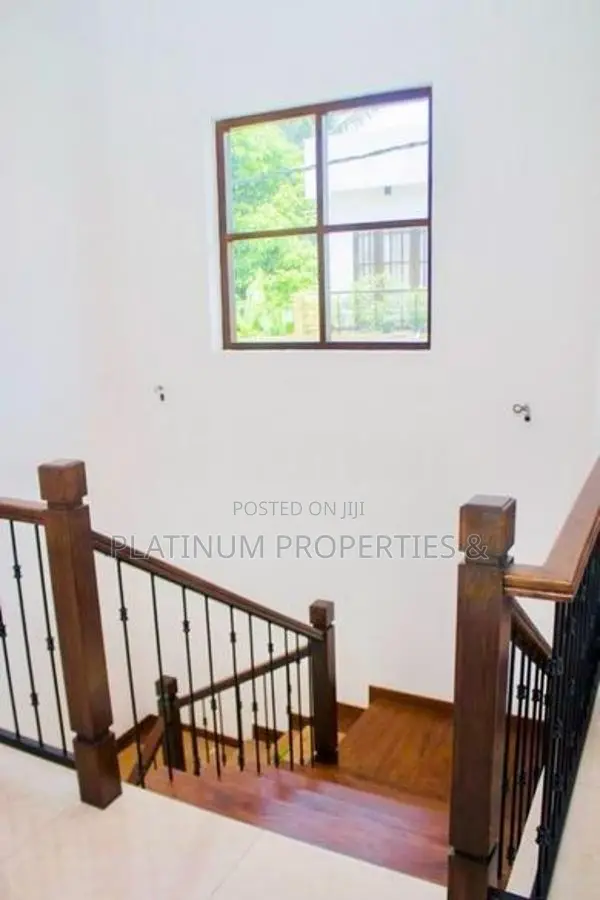 Brand New Super Luxury 20P House For Sale In Boralesgamuwa