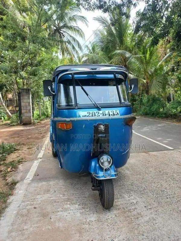 Bajaj RE 1996