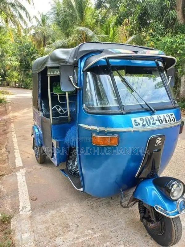 Bajaj RE 1996