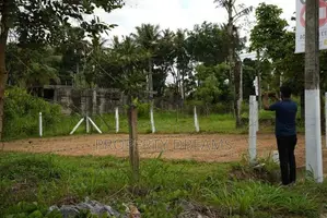 Meegoda ඉඩමක් විකිණීමට