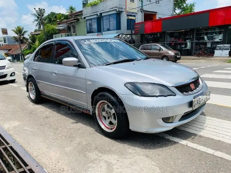 Honda Civic ES 5 2003