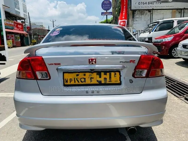 Honda Civic ES 5 2003
