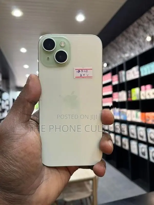 Apple iPhone 15 128GB (Used)