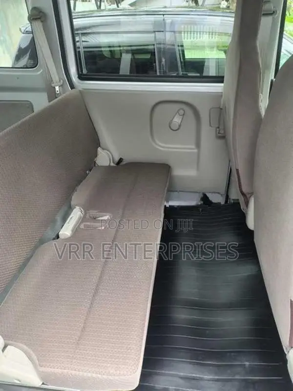 Nissan Clipper 2024