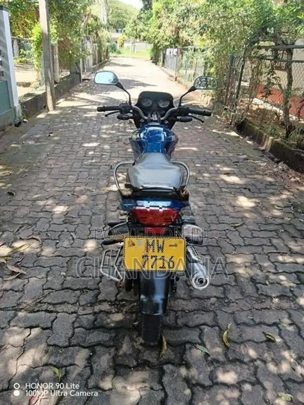 Bajaj Discover 2006