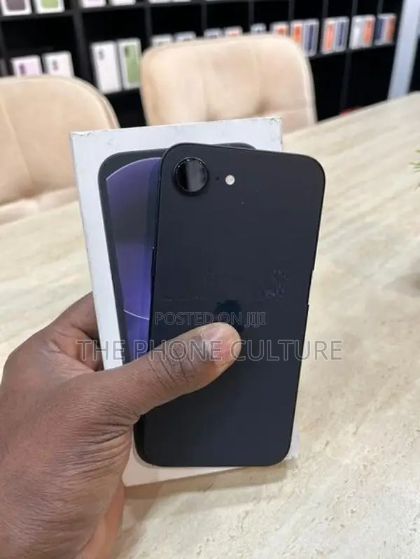 Apple iPhone 17e 256GB (Used)