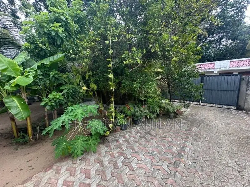 For Sale In Batticaloa