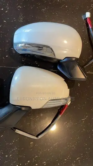 TOYOTA PRIUS ZVW30 Side Mirror Both
