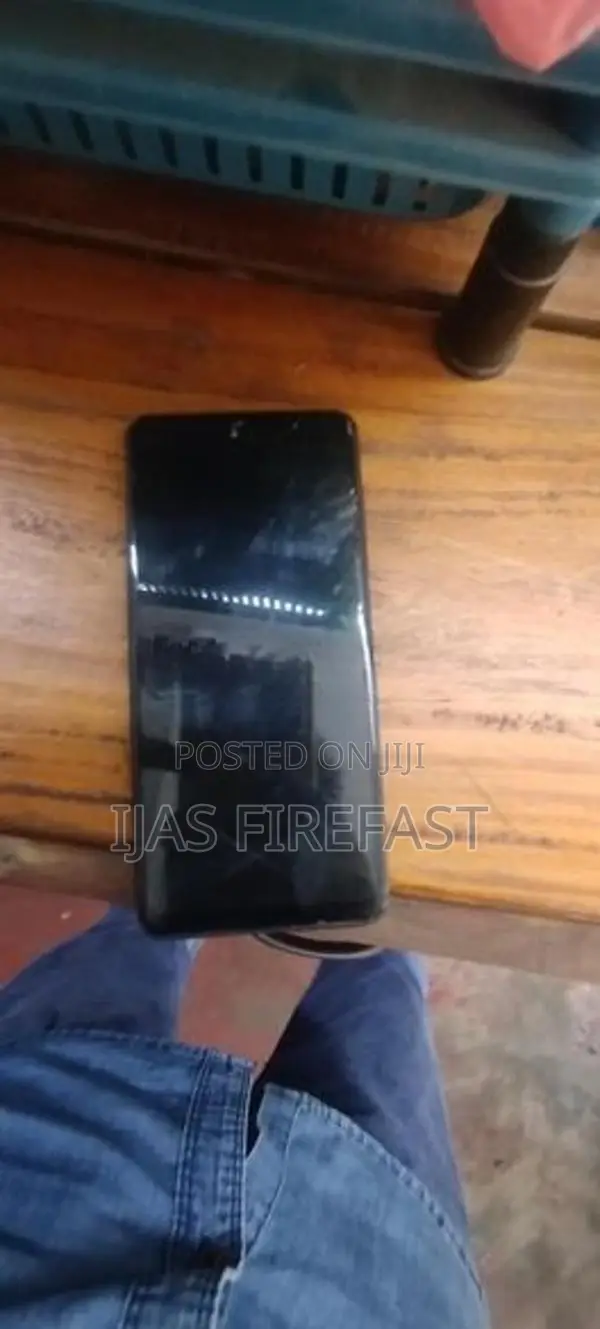 Samsung Galaxy A06 (Used)