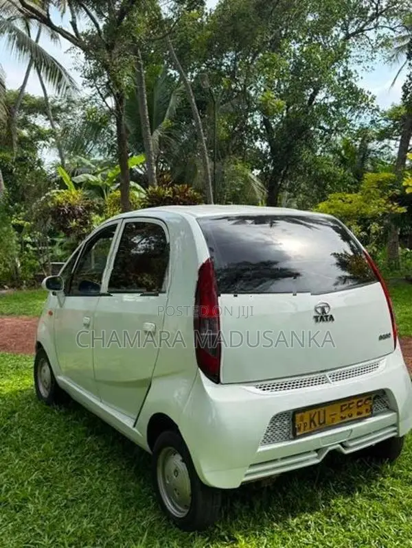 Tata Nano CX 2012