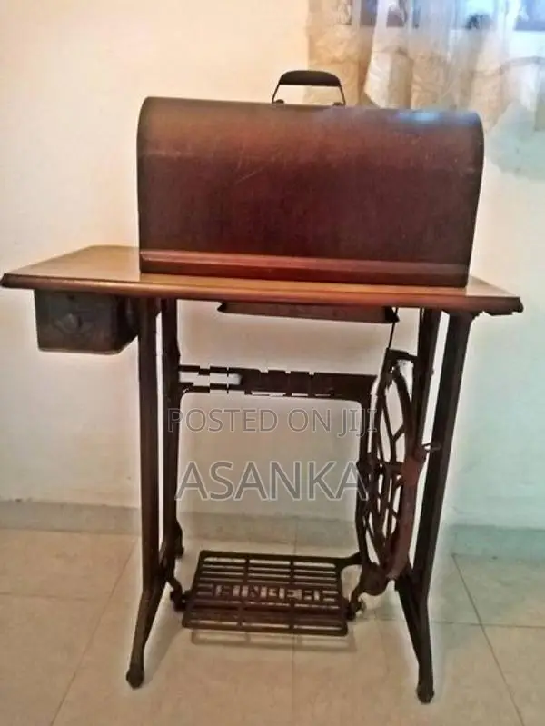 Singer Sewing Machine