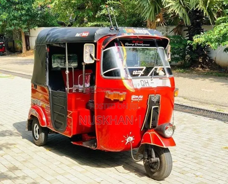 Bajaj RE 2006