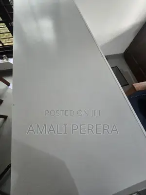 Cashier Table