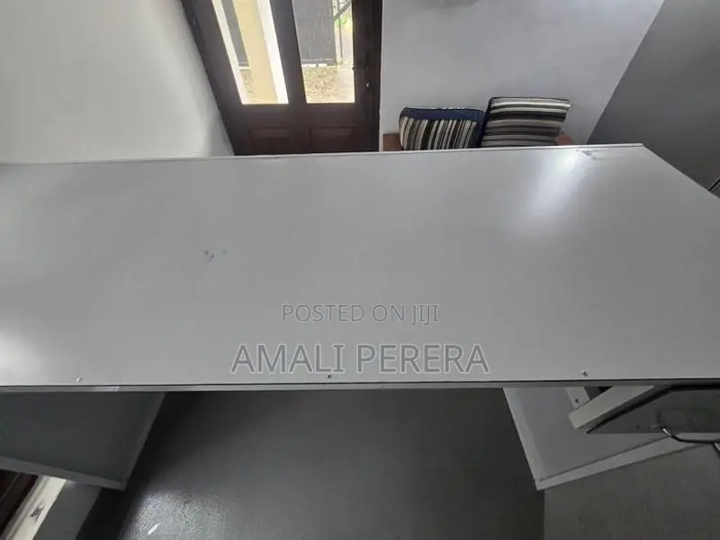 Cashier Table