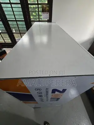 Cashier Table