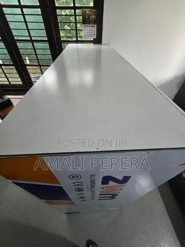 Cashier Table
