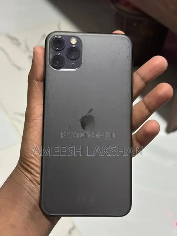 Apple iPhone 11 Pro Max 256GB (Used)
