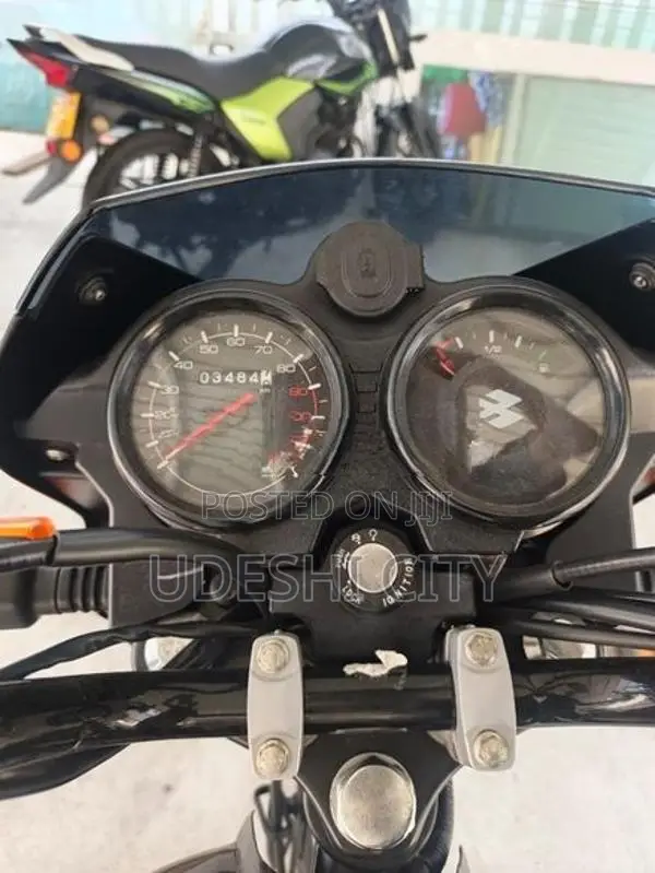 Bajaj CT100 Standard 2026