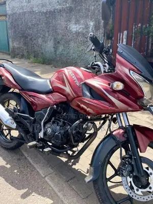 Bajaj Discover 150f 2016