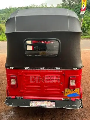 Bajaj RE 2011