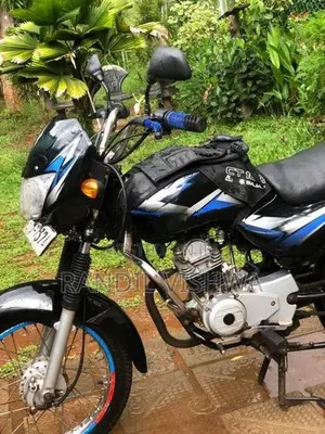 Bajaj CT100 2006