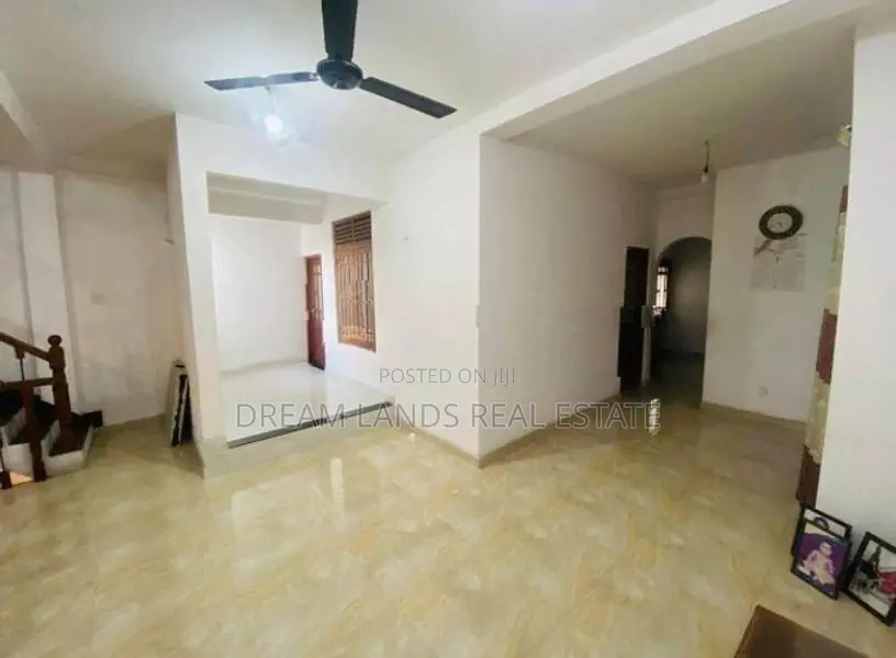 4BED HOUSE FOR RENT IN KADAWATHA (SP1384)