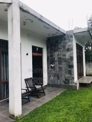 Complete House for Sale Avissawella