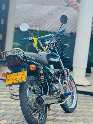 Bajaj CT100 2007